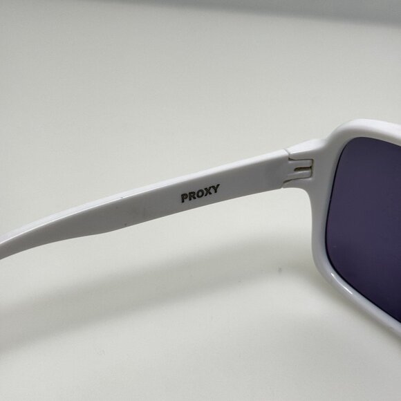 Oakley Sunglasses OO9312-07 Proxy White 54-15-141 main image 7